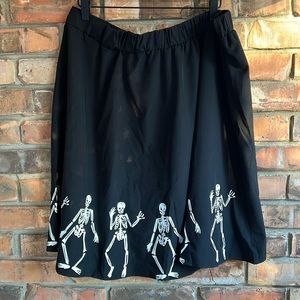 Cute skeleton alien skirt, new without tags